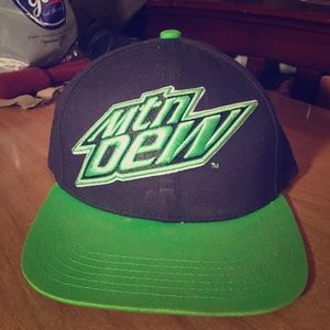 Mountain Dew Snapback